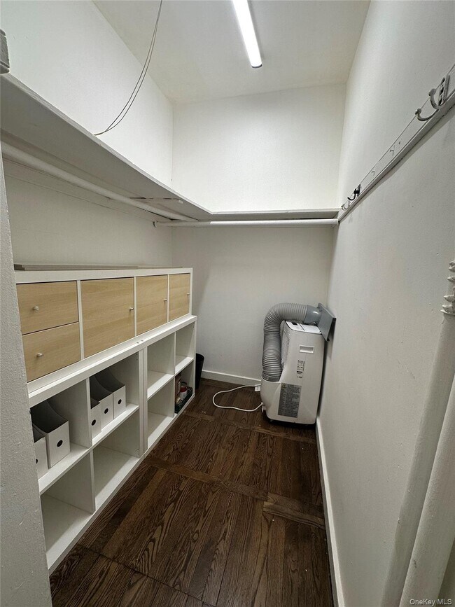 Building Photo - 98-76 Queens Blvd