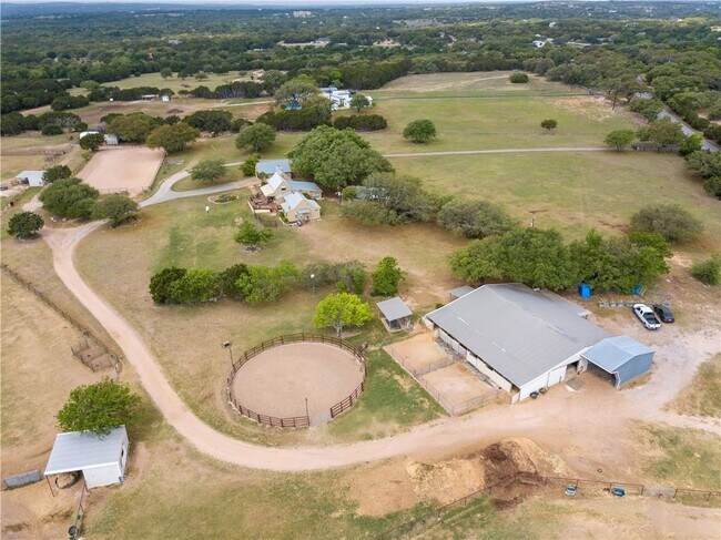 Building Photo - 15000 Fitzhugh Rd