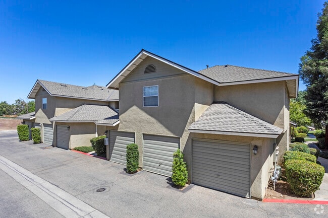 Exterior Building with Garage - Cottonwood Grove