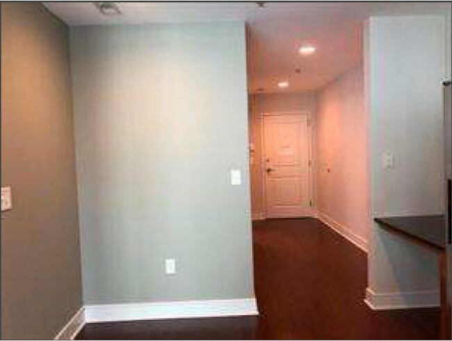 Building Photo - 44 Peachtree Pl NW