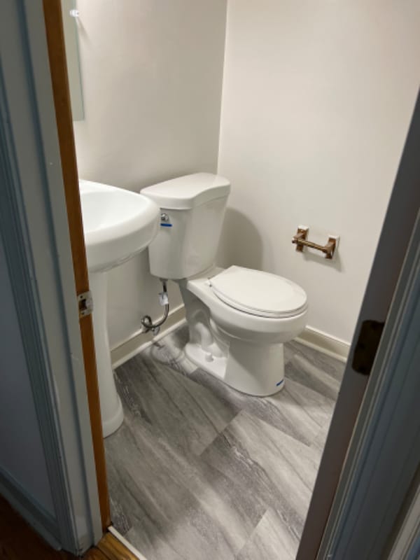 Building Photo - 1507 Westshire Ln