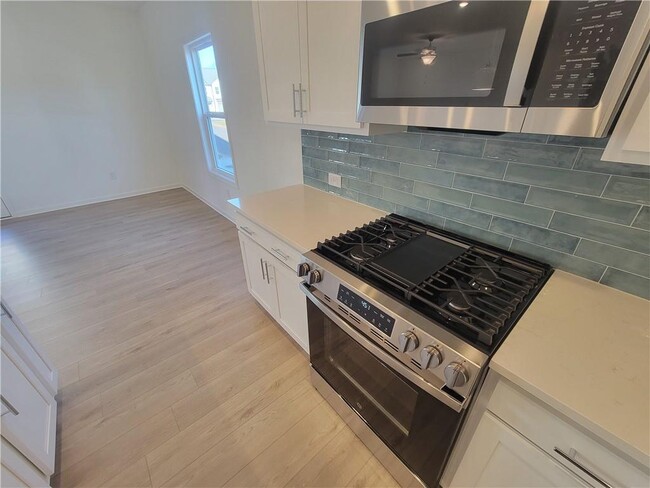 Building Photo - 5521 COALIE