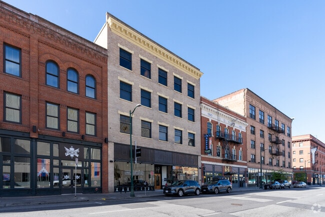 Building Photo - Montvale Lofts
