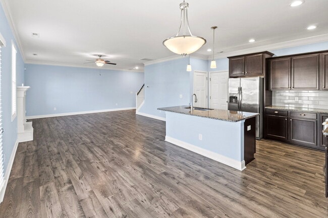 Building Photo - 5214 Whirlaway Ln