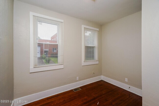 Building Photo - 1700 Bolling Ave