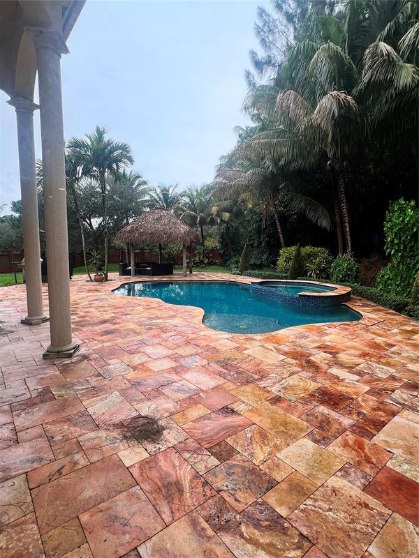 Building Photo - 6301 SW 58th Ct