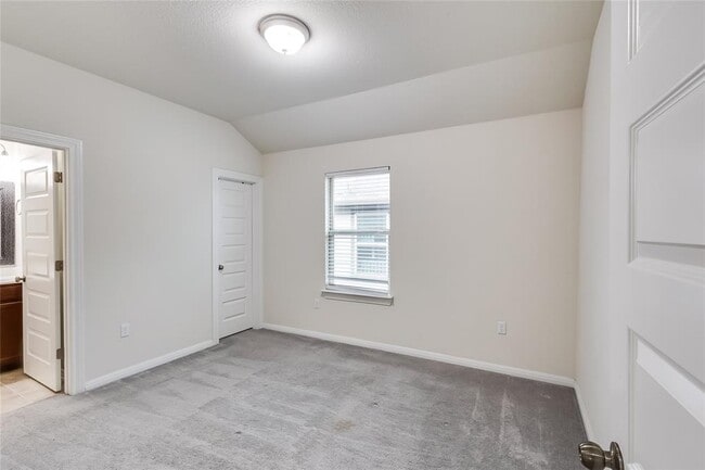 Building Photo - 14202 Alloro Dr