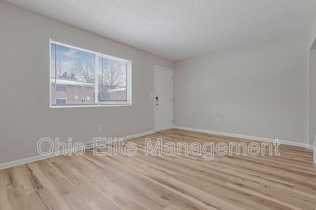 Building Photo - 429 Barnett Rd