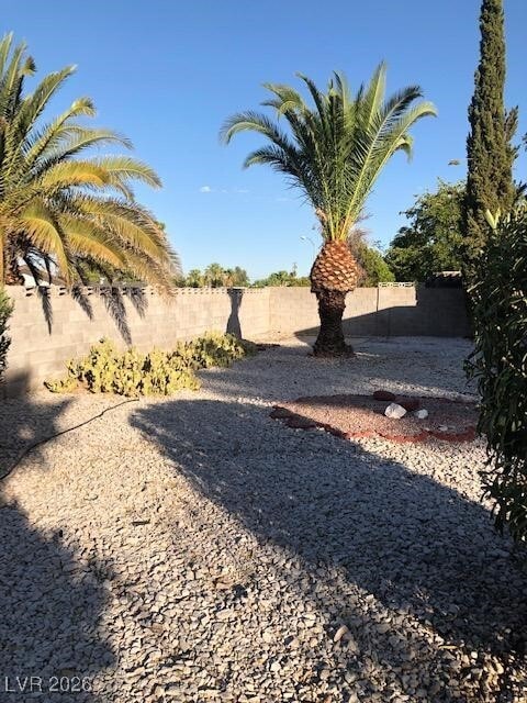 Building Photo - 6382 Creston Ave