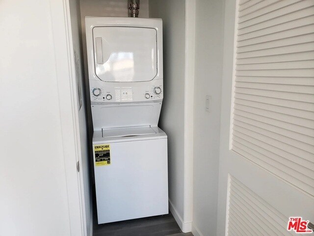 Building Photo - 2701 James M Wood Blvd