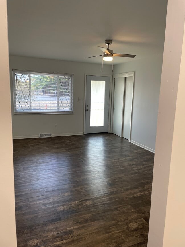Building Photo - 4710 Dechant Rd