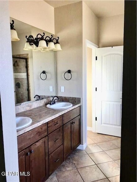 Building Photo - 6617 Cabana Del Sol Dr