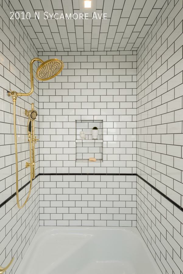 Building Photo - 2010 N Sycamore Ave