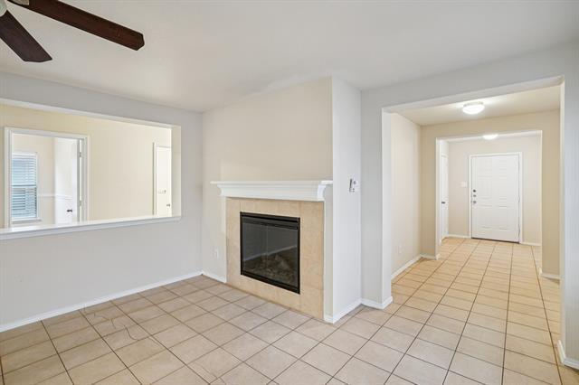 Building Photo - 9120 Sun Haven Way