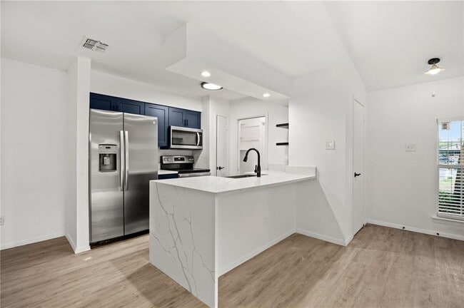 Building Photo - 5011 Cape Verde Cove