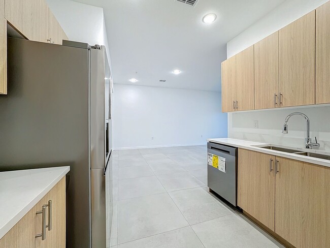 Building Photo - 1711 Barton Towne Cir