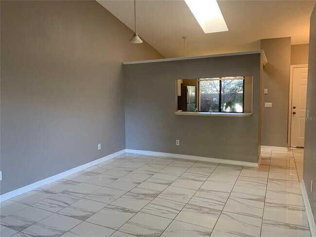 Building Photo - 9868 Lancewood St