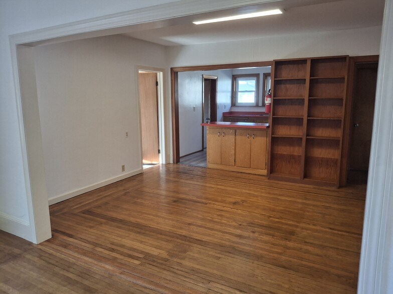 Building Photo - 1132 Sutter St