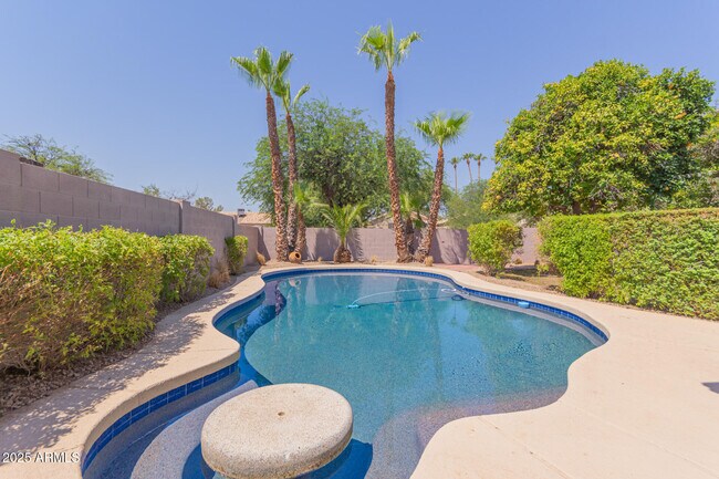 Building Photo - 12024 S 46th St.