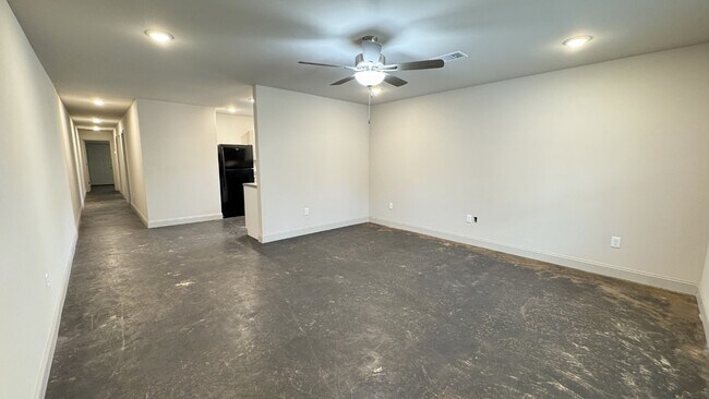 Building Photo - 109 Legado Ln