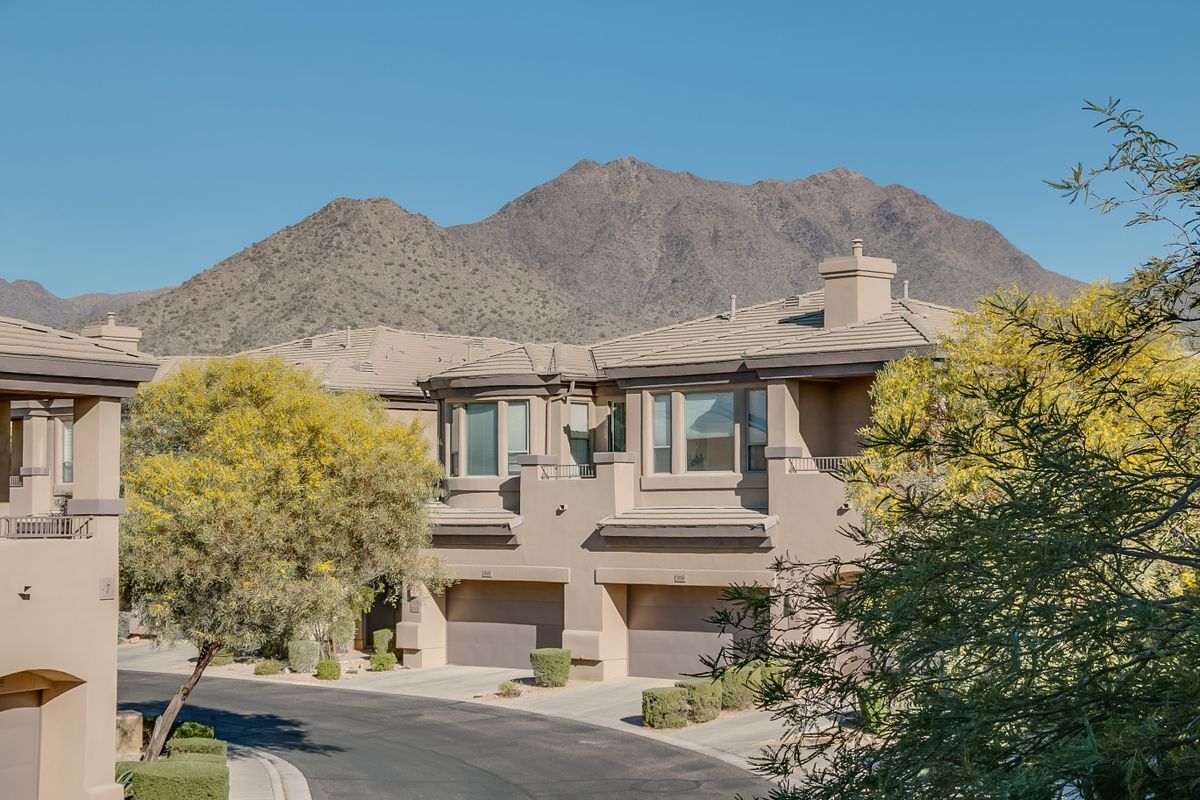 Building Photo - 16420 N Thompson Peak Pkwy