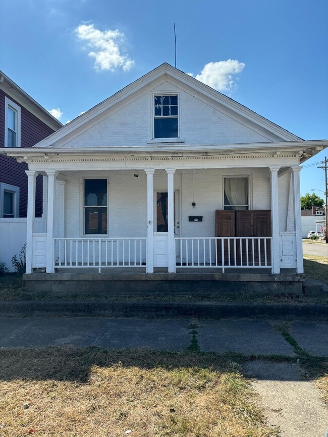 Building Photo - 533 W Greene St