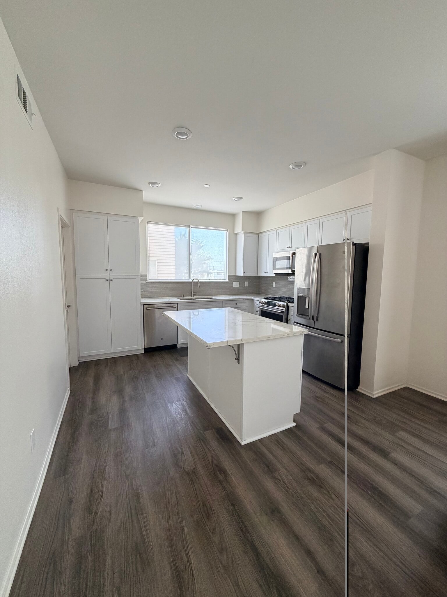 Kitchen - 17611 Garden House Ln