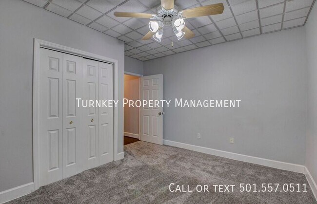 Building Photo - 4314 Old Oak Dr