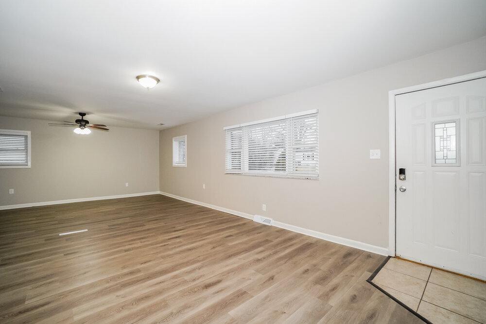 Building Photo - 6536 Dobson Square E