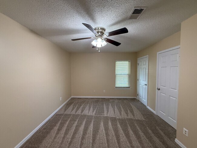 Building Photo - Completely Updated Brick Home with New Kitchen Appliances, Bathrooms, Flooring & Paint!