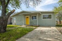Building Photo - 2719 Gunsmoke Dr