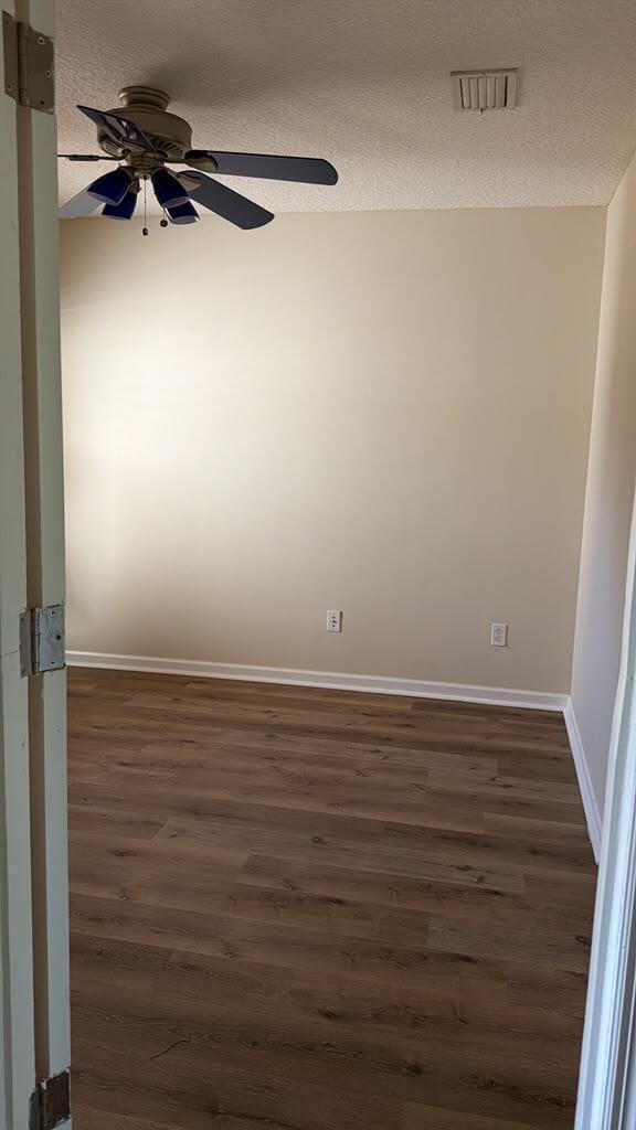 Building Photo - 1544 Biscayne Bay Dr