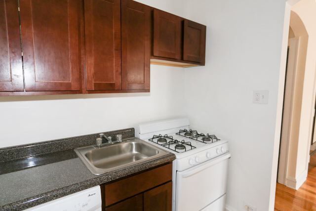 Building Photo - 4848 N Damen Ave