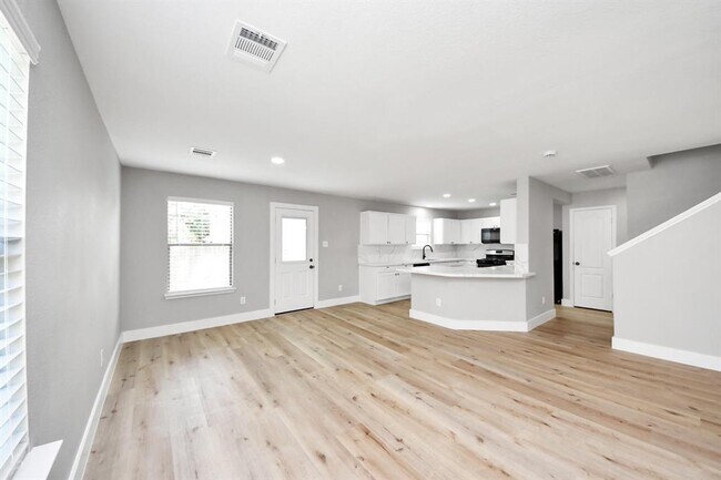 Building Photo - 354 Remington Harbor Ct