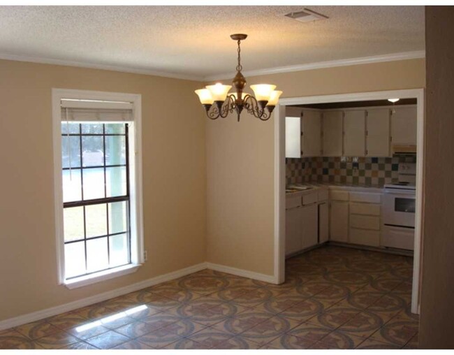 Building Photo - Charming 3-Bedroom Home in Ocean Springs –...