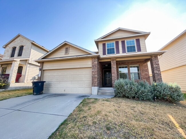 Primary Photo - *PENDING* Spacious Home in Yowell Ranch