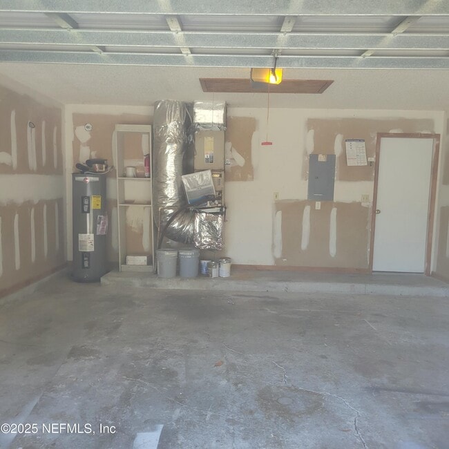 Building Photo - 1714 Chandelier Cir E