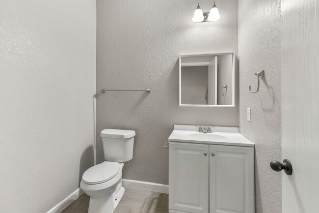 Building Photo - 4342 Safe Hbr