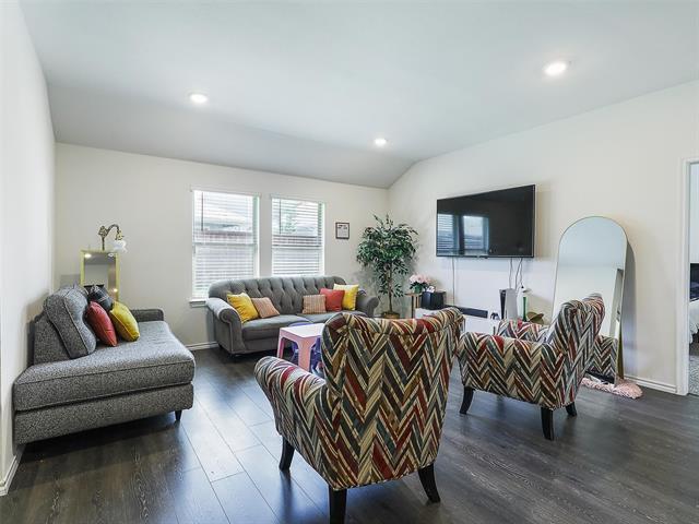 Building Photo - 11320 Headwater Ct
