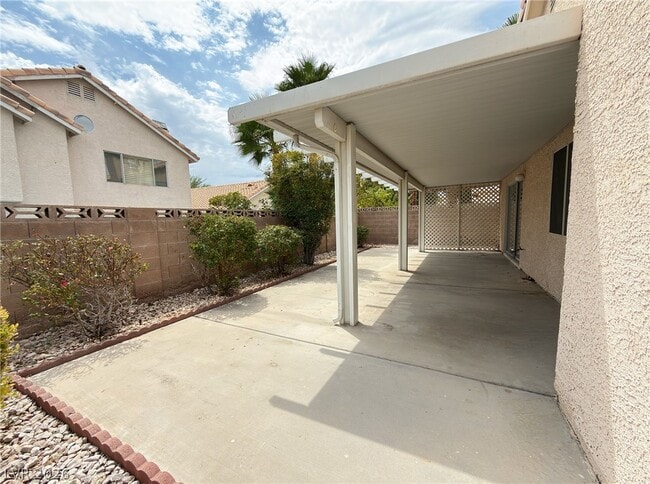 Building Photo - 2436 Twin Flower Cir