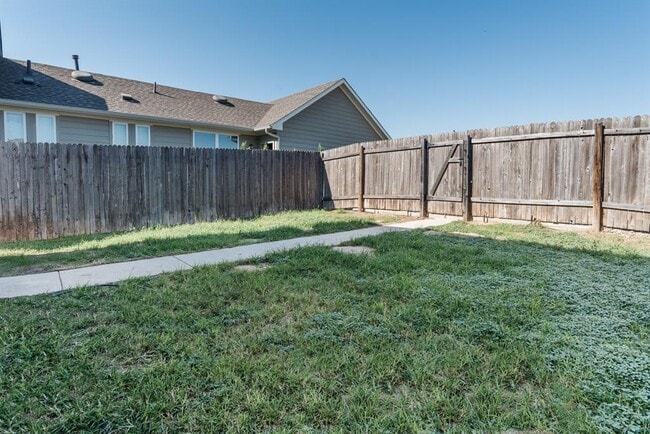 Building Photo - 114 Gambel Oak Way