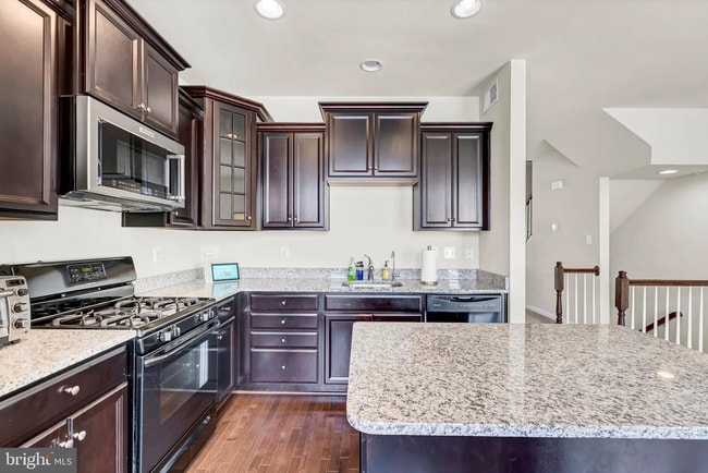 Building Photo - 9707 Smithview Pl