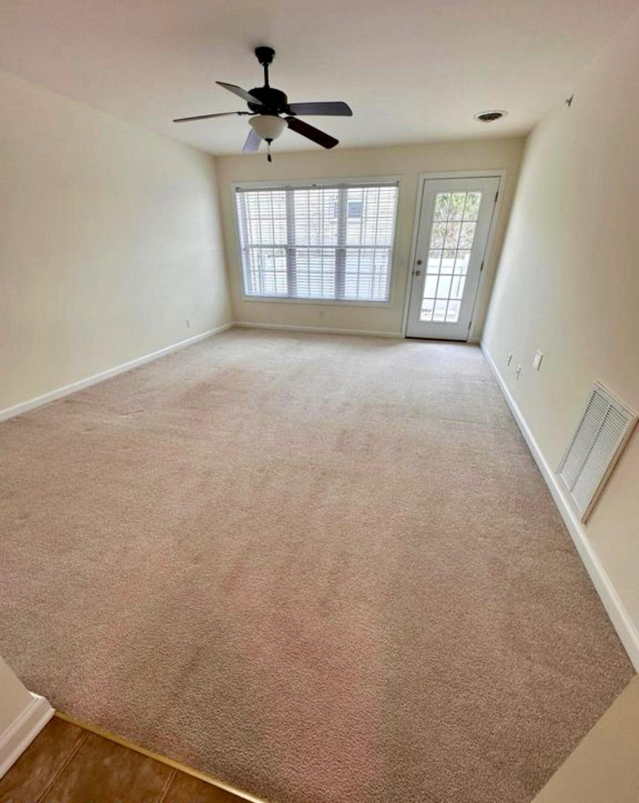 Building Photo - 2000 Curry Rd