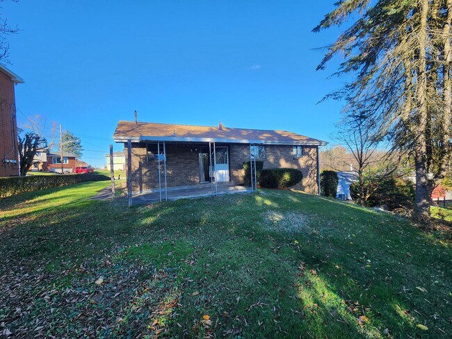 Building Photo - COMING SOON! This is a Lease-to-Own – Not ...