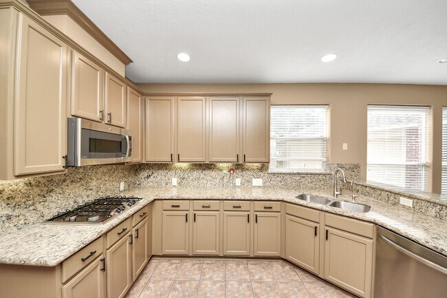 Building Photo - 24543 Pelican Hill Dr