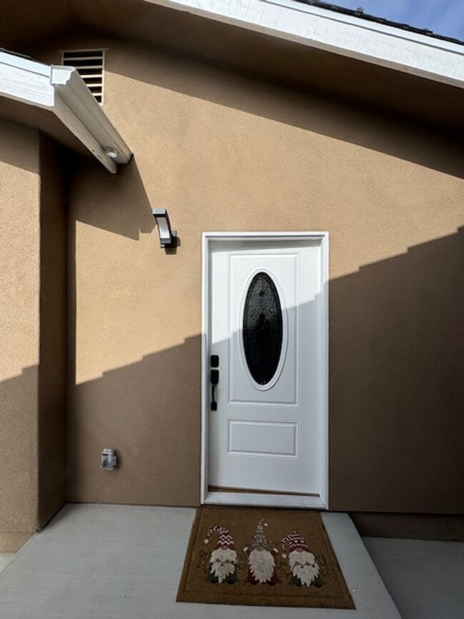 Building Photo - Beautiful Newly Built 2-Bedroom ADU