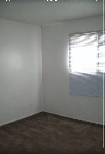 Building Photo - 1703 S Hardy Dr