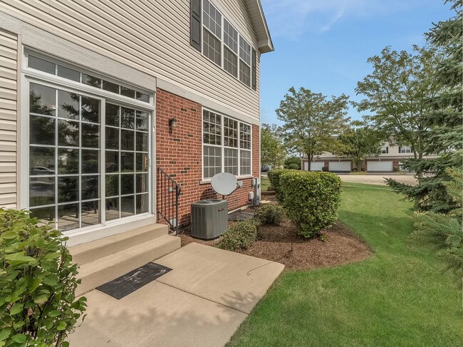 Building Photo - 360 Grape Vine Trl