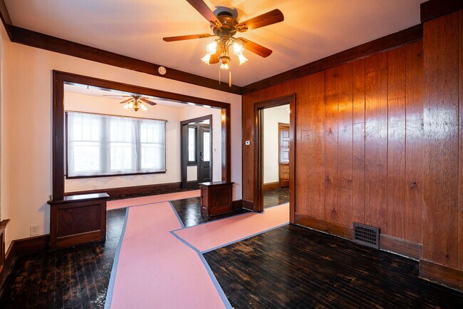 Building Photo - Charming 3-Bed Home in Bayview!  Pets Welcome!