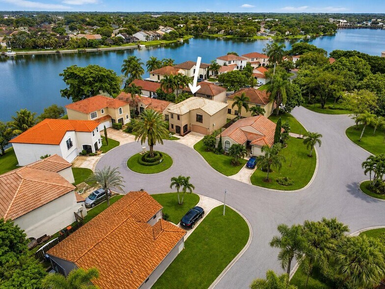Building Photo - 1710 Shoreside Cir
